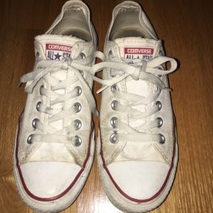 White Low Top Classic Converse